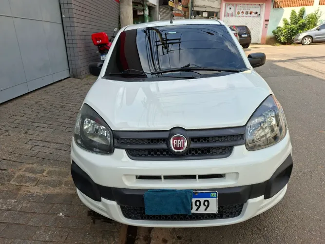 Fiat Uno Attractive 1.0 EVO Fire Flex 8V 5P 2021