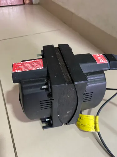 Transformador 2000 VA , 110/220v 220/110v