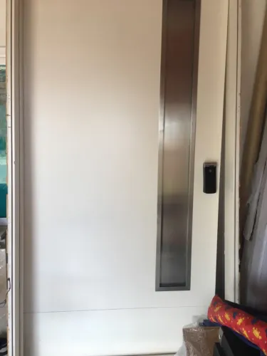 Porta Pivotante Luxuosa