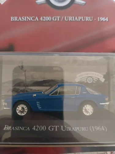 Miniatura do Brasília 4200 GT / Uirapuru (1964) escala 1/43 R$ 100 reais