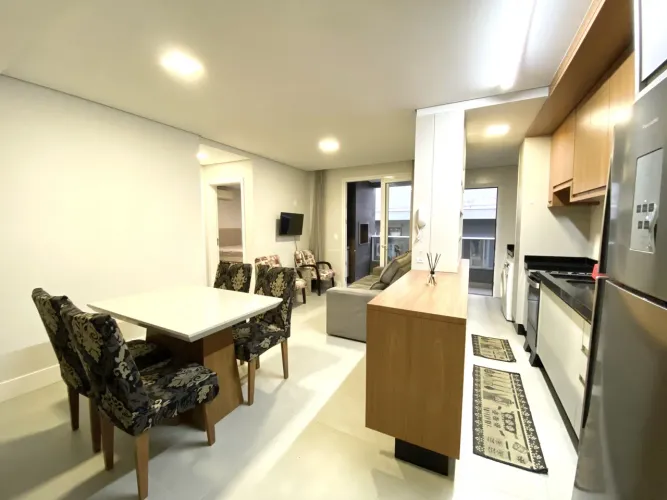 Apartamento mobiliado no Campeche | 2 suítes | Sacada com churrasqueira
