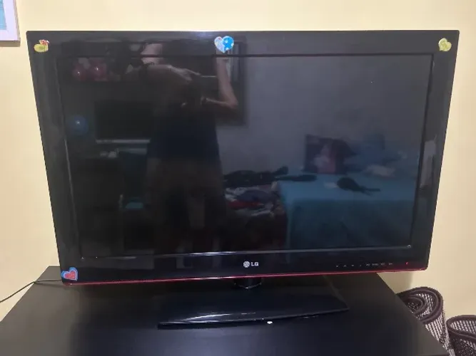 TV LCD 32 polegadas LG SEMI NOVA