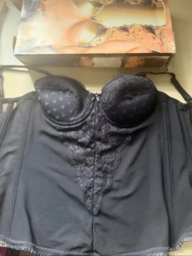 Corselet preto Demilus