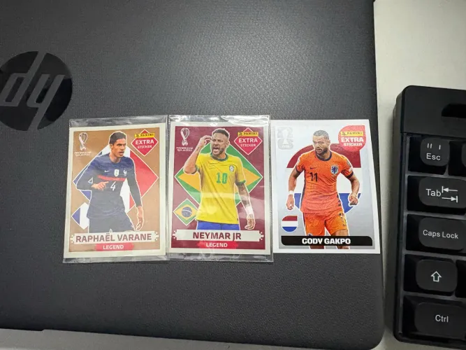 FIGURINHAS LEGEND EXTRA 2022 e 2026 NEGOCIÁVEIS
