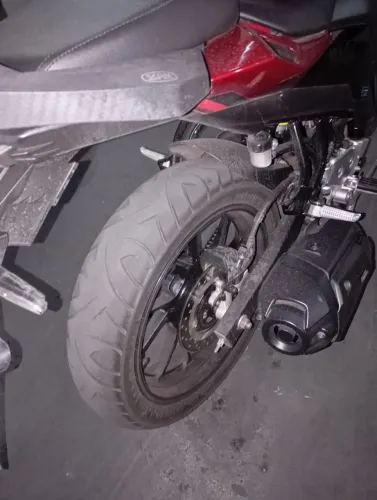 MOTO FZ25 FINA DE GARAGEM