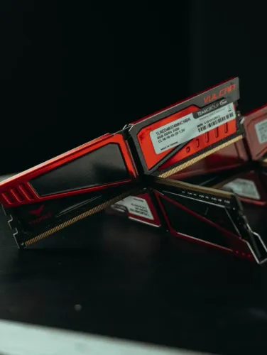 Kit Memórias RAM DDR4 32GB (4x8GB) - Team Group Vulcan & Pichau Gaming T-Force