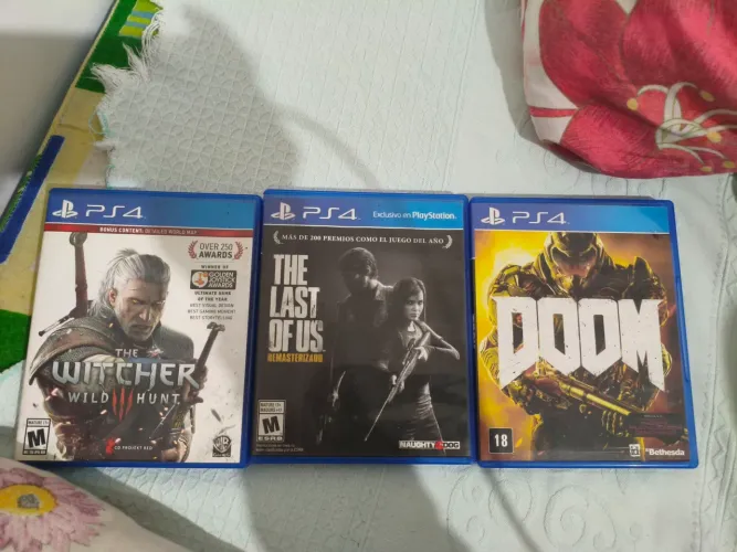 Jogos PS4 estado de novo - Witcher 3 com mapa + The Last of Us + DOOM