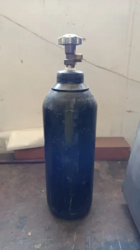 Cilindro de metal 10,4kg