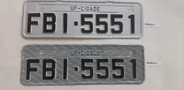 Placa Alumínio Alto Relevo Carro