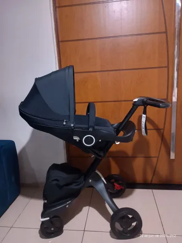 Carrinho de bebe stokke