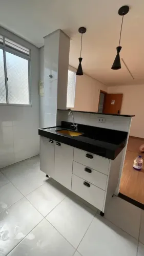 Imóvel para aluguel possui 40 metros quadrados com 2 quartos em Jardim Imperial - Cuiabá -