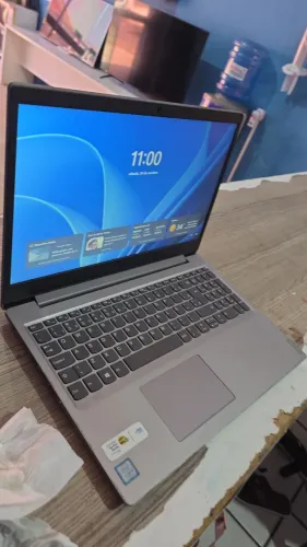 Lenovo core i5 8°geração C/video dedicado SSD Windows 11 8GB de ram garantia de 6 meses