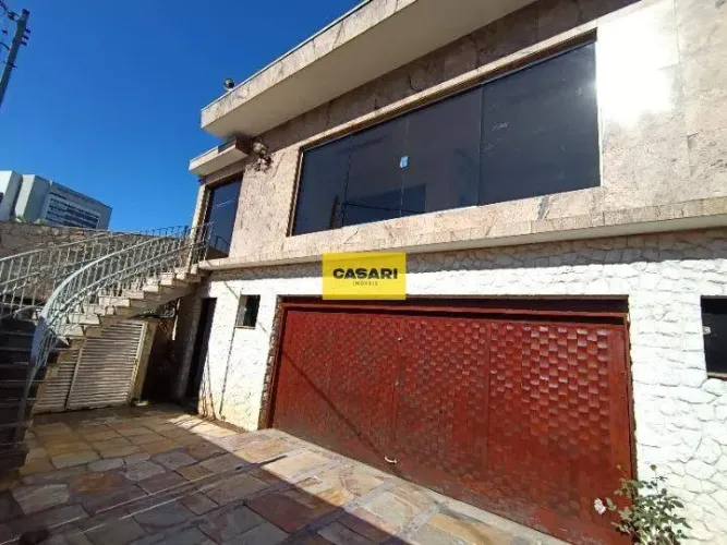 Sobrado Comercial/Residencial para Venda ou Locação com 8 Salas e Ar-Condicionado São Ber
