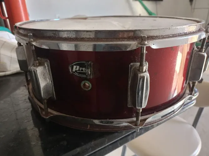 Vende-se caixa batera 14 polegadas