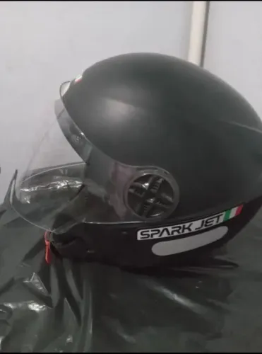 Capacete
