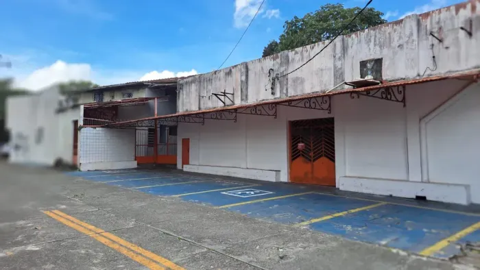 Ponto comercial Almirante Barroso
