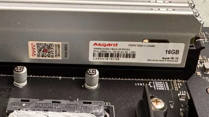 MEMORIA DDR4 16 GB 3200MHZ ASGARD CL18