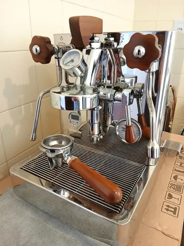 Máquina de café espresso Lelit Bianca
