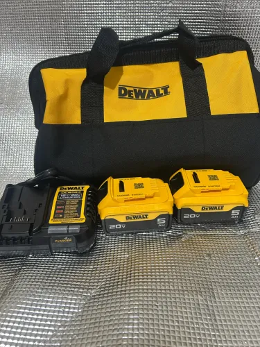 Kit de bateria + carregador DEWALT