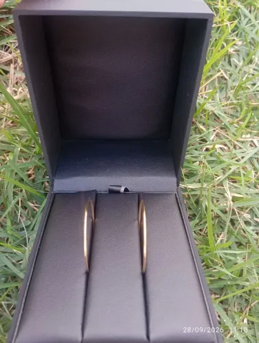 Brinco de ouro 18K