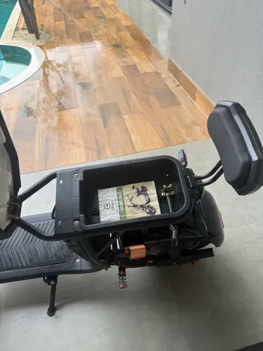 Moto Elétrica Gloov - Econômica e Moderna