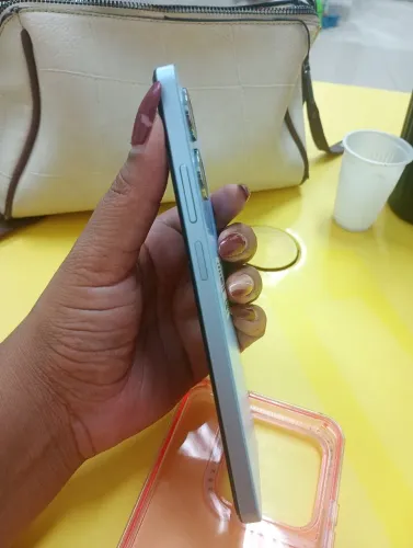 Vendo um Celular da marca Realme 60x 