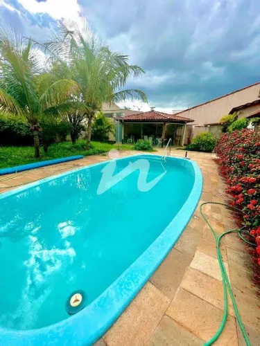 Casa residencial com piscina e 3 quartos à venda no Vigilato Pereira, Uberlândia