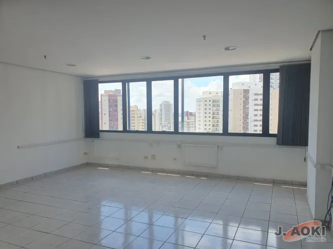 Sala comercial p/ venda, a 7 min do metrô Saúde