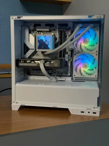 PC Gamer - Ryzen 5 7600x, RTX5060 8GB, B850M, 16GB(2x8GB)DDR5, 512GBSSD, 850W, WC240MM