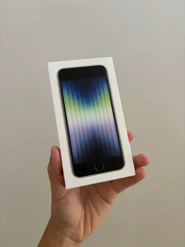 iPhone SE 2022