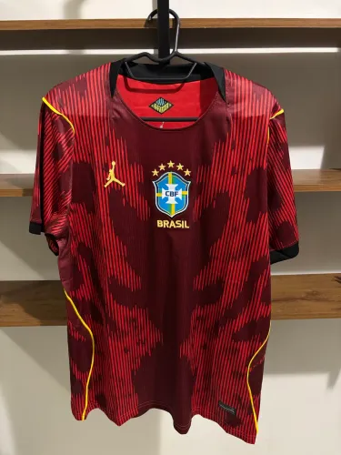 Camisa Brasil Vermelha