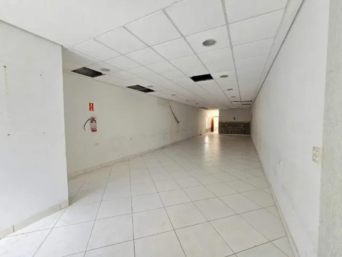 Salão para alugar, 125 m² por R$ 3.950,00/mês - Centro - Piracicaba/SP