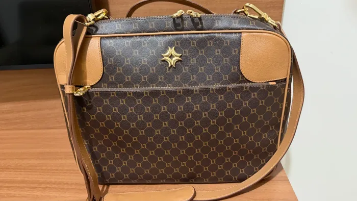 Bolsa executiva luz da Lua
