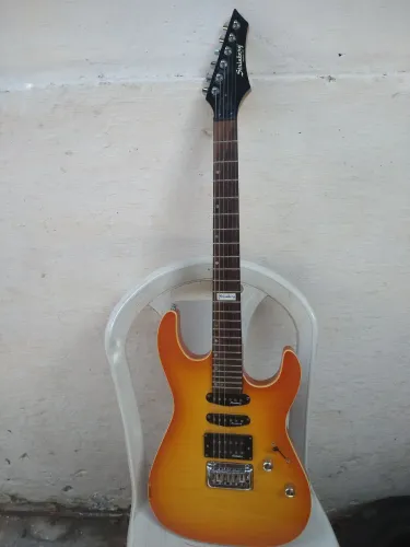 Vendo Guitarra Strimberg