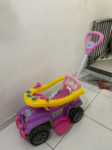 Carrinho de passeio, Quadriciclo.