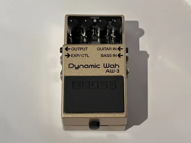 Pedal Boss AW-3 Dynamic Wah - Único Dono - Com Caixa e Manual Original