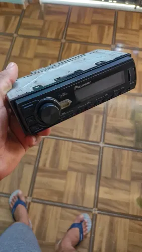 Pioneer mvh 98ub