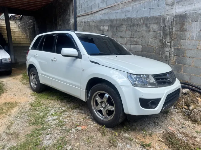 Suzuki Grand Vitara 2.0 16V 4x2/4x4 5P Aut. 2013