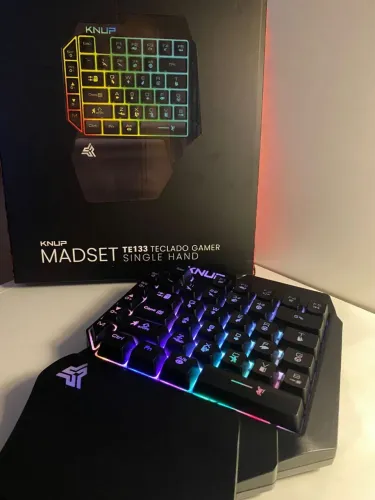 Teclado gamer uma mão novos