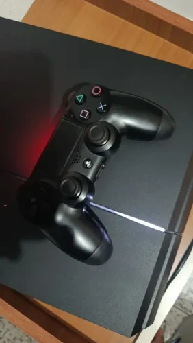 Ps4 semi novo com alguns jogos