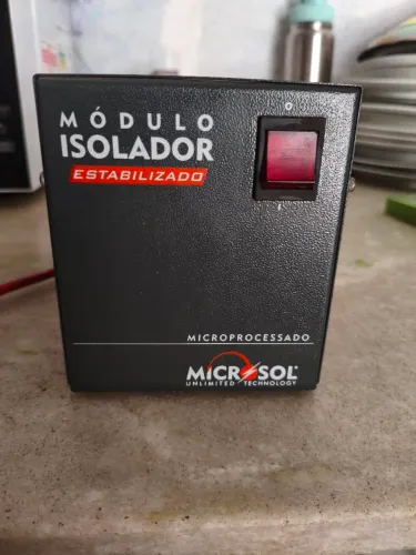 Módulo isolador estabilizado em ótimo estado de conservação