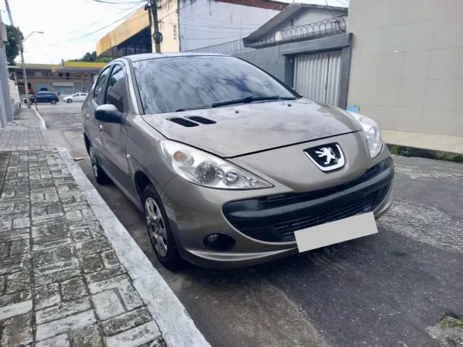 Peugeot 207 Sedan Passion XR 1.4 Flex 8V 4P 2011