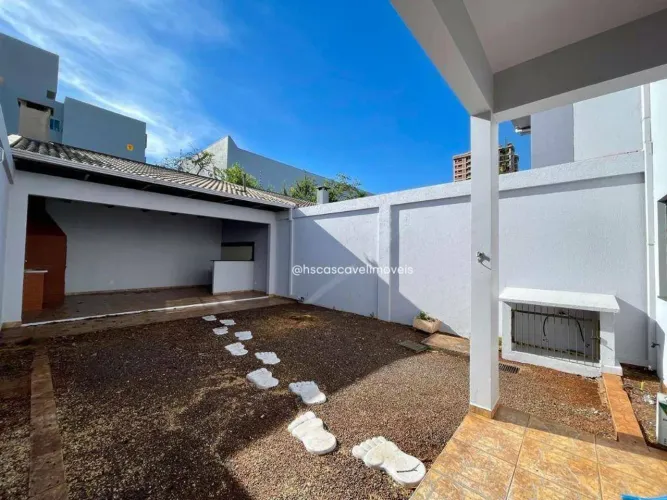Sobrado com 3 dormitórios para alugar, 202 m² por R$ 3.600,00/mês - Tropical - Cascavel/PR