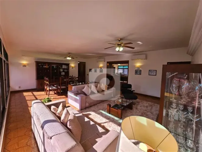 Apartamento Mobiliado com 4 Quartos à Venda 190m² Tijuca