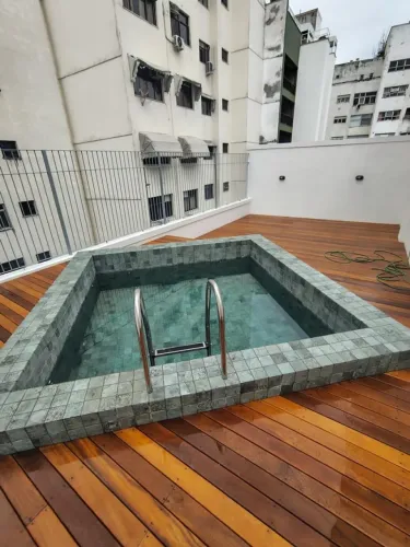 Cobertura Duplex no Ingá com vista mar