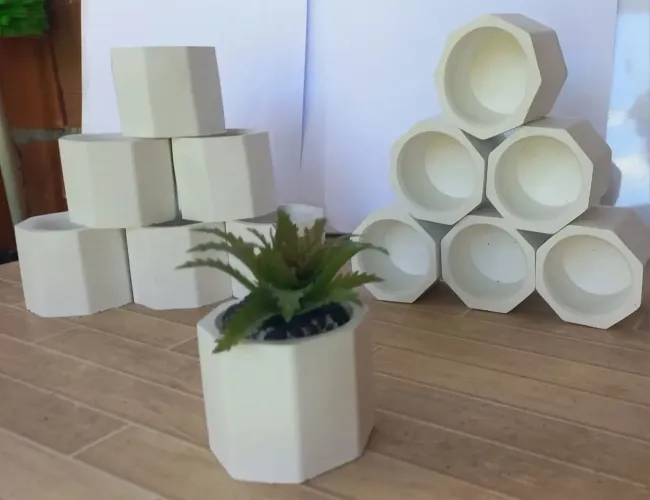 Kit 32 Mini Vasos de Gesso Cru para Lembrancinhas e Artesanato