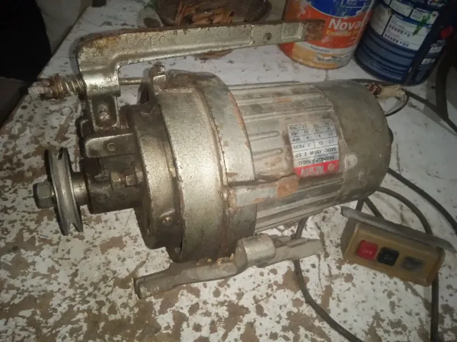 Motor de máquina de costura industrial 