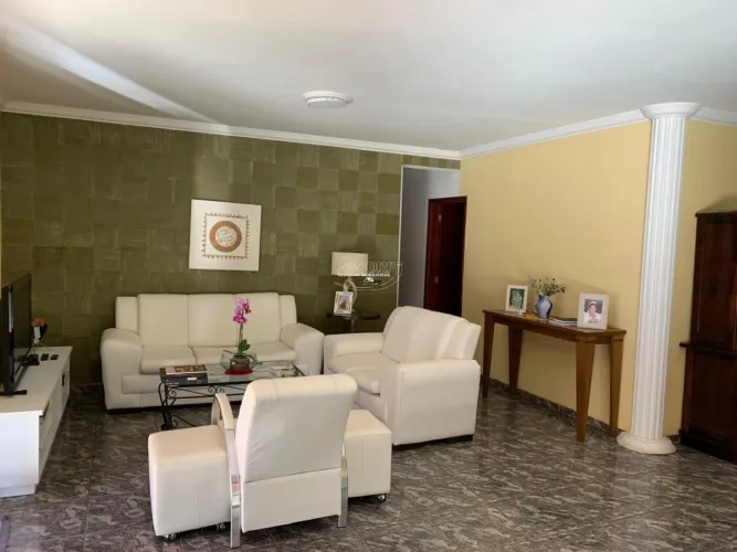 Casa à venda no bairro Perdizes, Piracicaba.