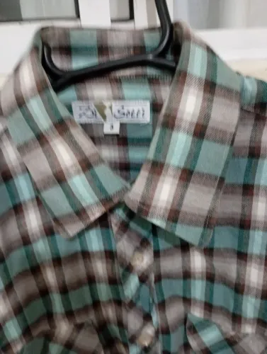 Camisa masculina número 3