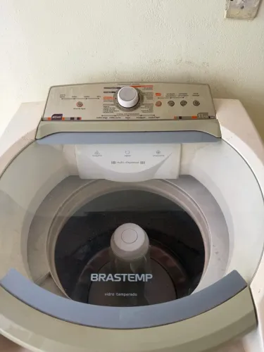 VENDO MÁQUINA DE LAVAR